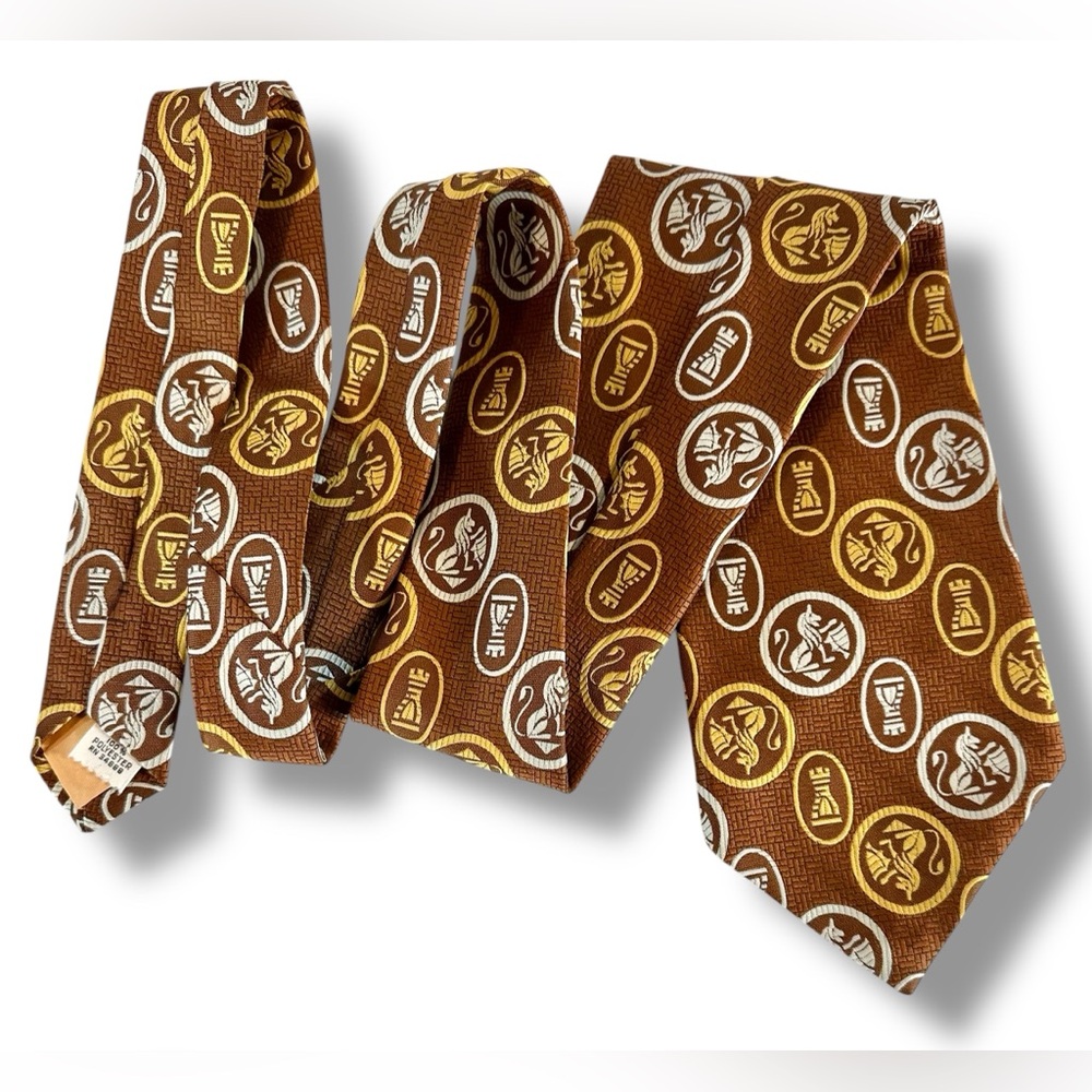 Villa di Oro, Made in Italy, Necktie Brown Gold Chess Player/pieces 1960-70s